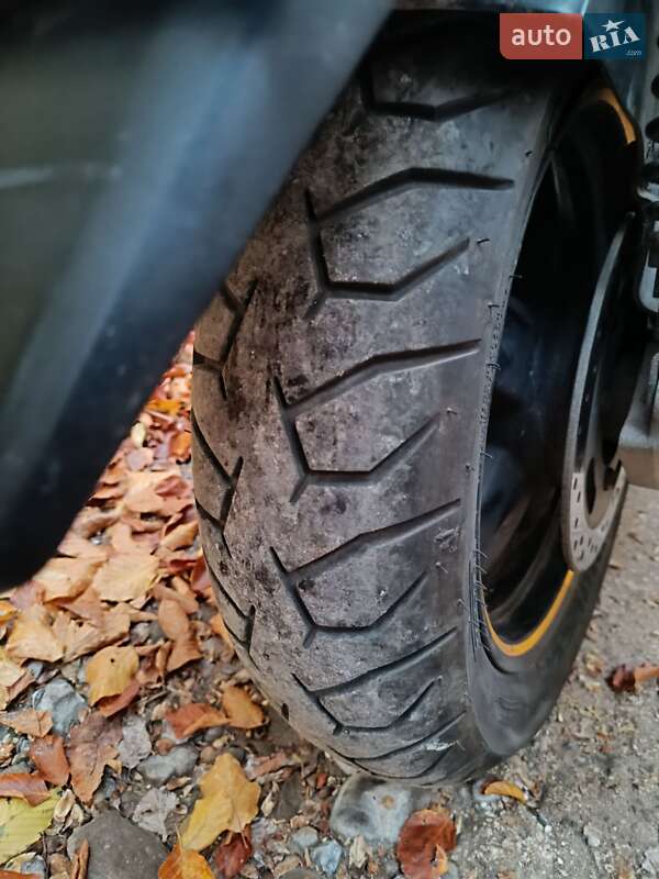 Макси-скутер Yamaha X-Max 250 2006 в Львове фото 9 Макси-скутер Yamaha X-Max 250 2006 в Львове