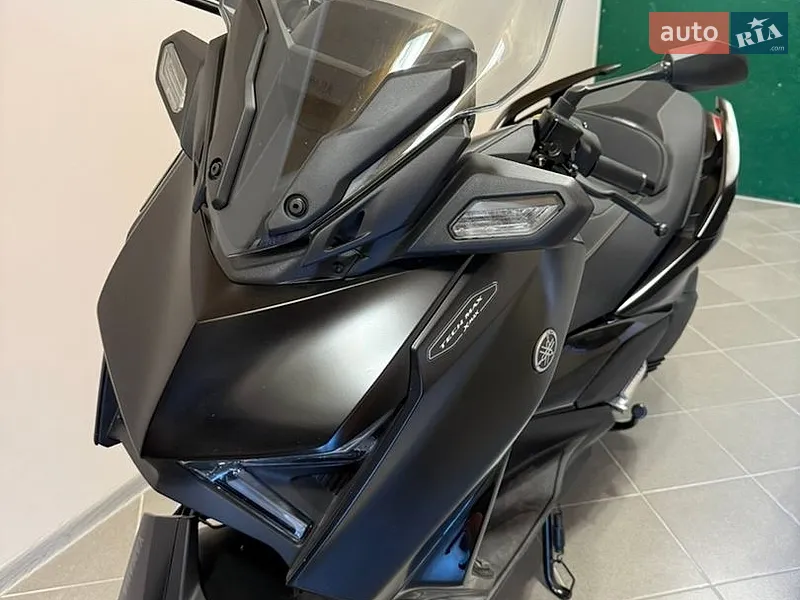 Yamaha X-Max 300 2023