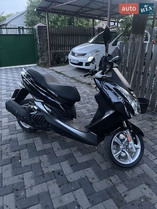 Вантажні моторолери, мотоцикли, скутери, мопеди Yamaha X-Max 2013 в Києві фото 3 Вантажні моторолери, мотоцикли, скутери, мопеди Yamaha X-Max 2013 в Києві