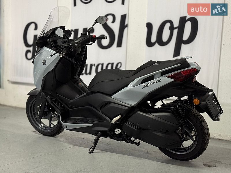 Макси-скутер Yamaha X-Max 2025 в Киеве