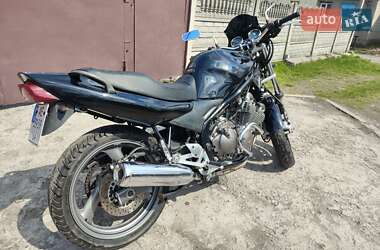 Мотоцикл Классик Yamaha XJ6 Diversion 2001 в 