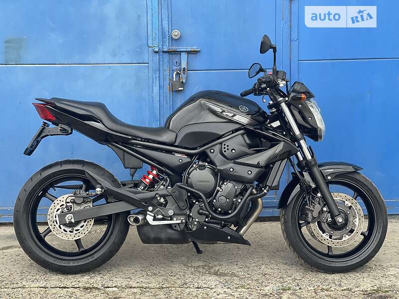 Мотоцикл Без обтікачів (Naked bike) Yamaha XJ6 2012 в Рівному