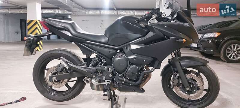 Мотоцикл Спорт-туризм Yamaha XJ6 2012 в Чернігові