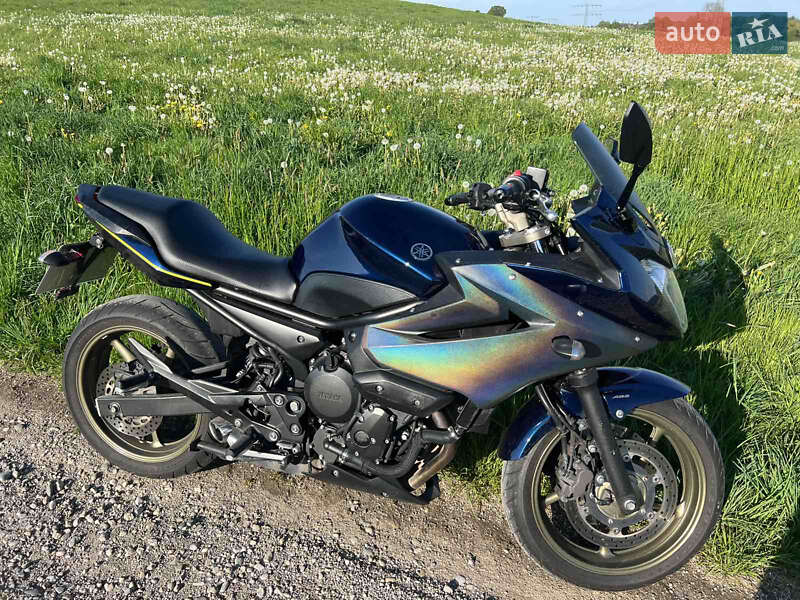 Мотоцикл Спорт-туризм Yamaha XJ6 2010 в Борщеве