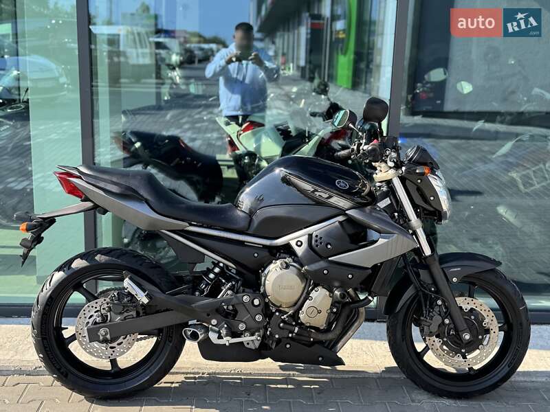 Yamaha XJ6 2009