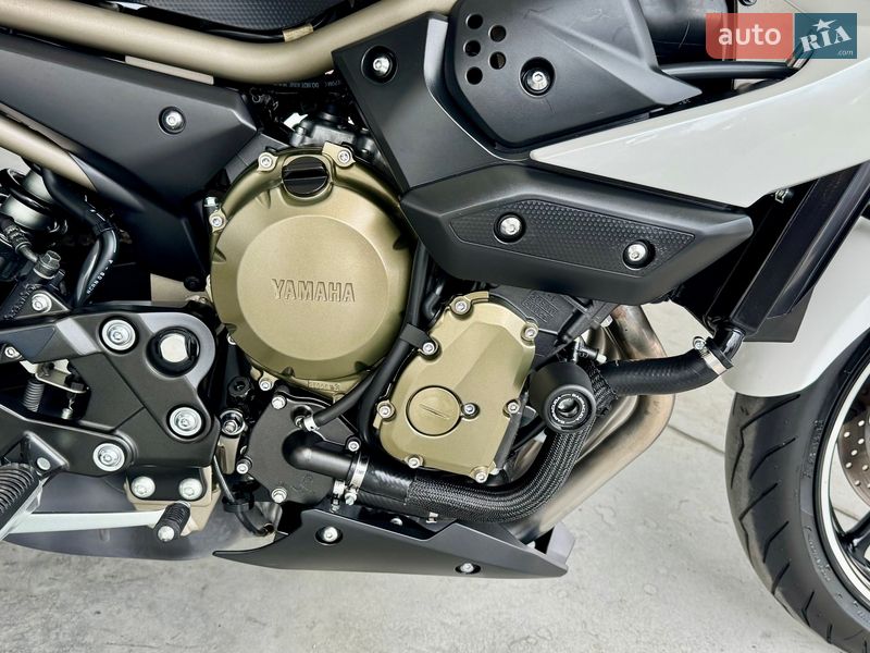 Мотоцикл Без обтекателей (Naked bike) Yamaha XJ6 2009 в Хмельницком