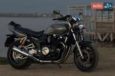 Мотоцикл Классик Yamaha XJR 1300 2000 в Нерубайском