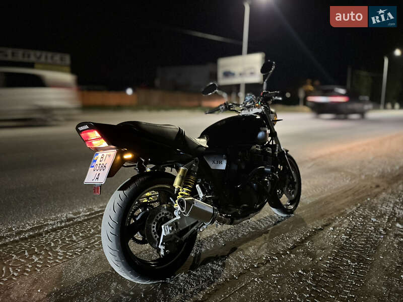 Мотоцикл Классик Yamaha XJR 400 1996 в Хороле
