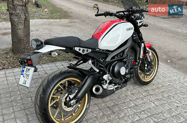 Мотоцикл Без обтекателей (Naked bike) Yamaha XSR 2020 в 