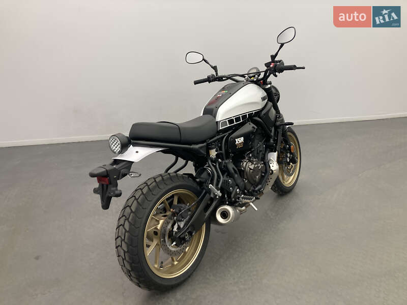 Мотоцикл Классик Yamaha XSR 2024 в Киеве