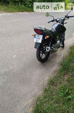 Мотоцикл Классик Yamaha YBR125 2014 в Дубно