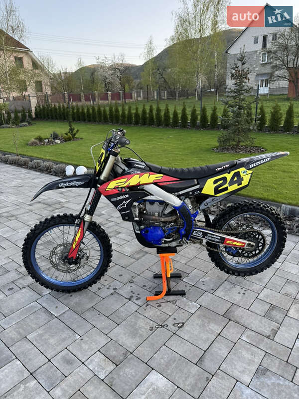 Мотоцикл Кросс Yamaha YZ 450F 2019 в Хусті