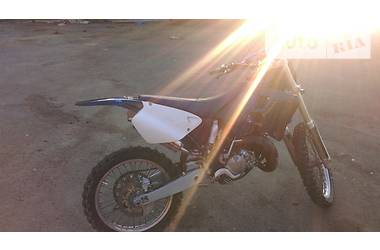 Мотоцикл Кросс Yamaha YZ 2001 в Сваляве