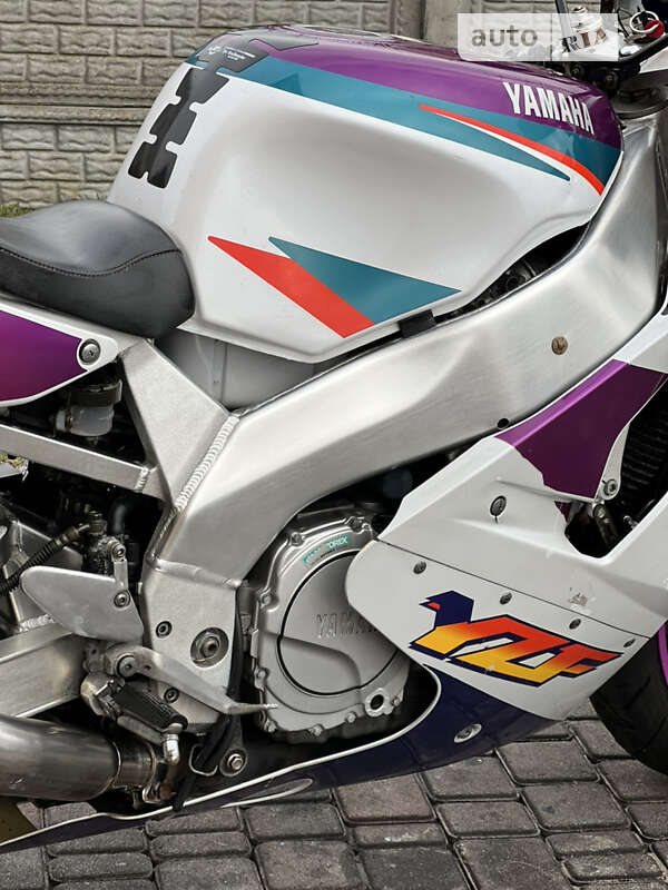 Мотоцикл Супермото (Motard) Yamaha YZF 750R 1995 в Буске