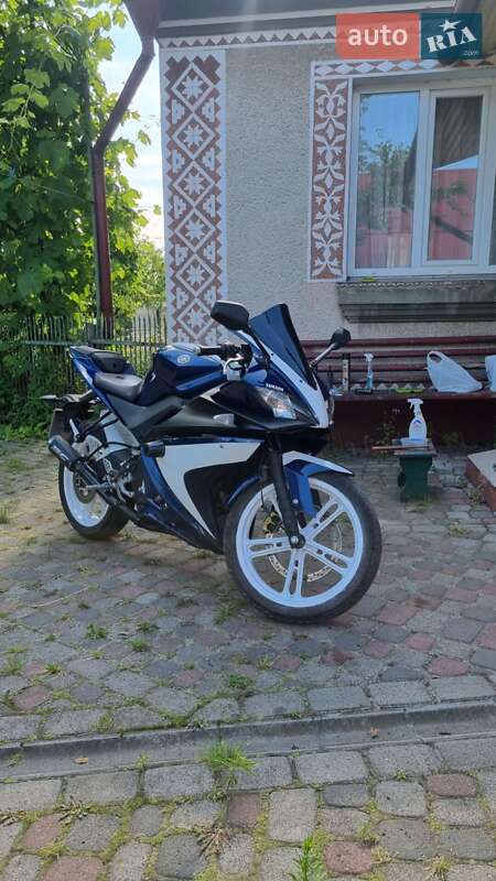 Yamaha YZF R-125 2009