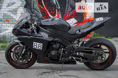 Спортбайк Yamaha YZF R1 2012 в Киеве