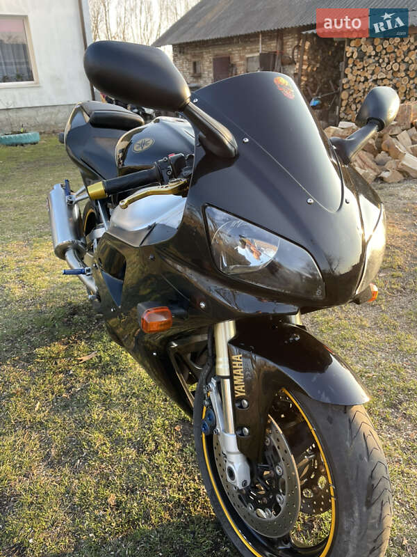 Спортбайк Yamaha YZF R1 1998 в Львове фото 23 Спортбайк Yamaha YZF R1 1998 в Львове