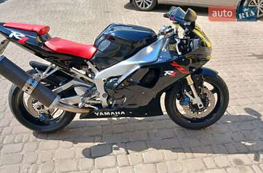 Спортбайк Yamaha YZF R1 1998 в 