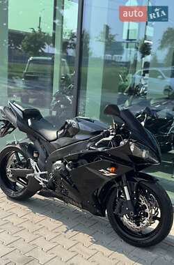 Спортбайк Yamaha YZF R1 2007 в 