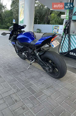 Спортбайк Yamaha YZF R1 2016 в 