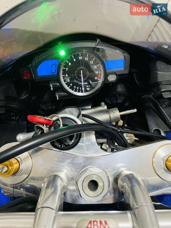 Спортбайк Yamaha YZF R1 2008 в Киеве