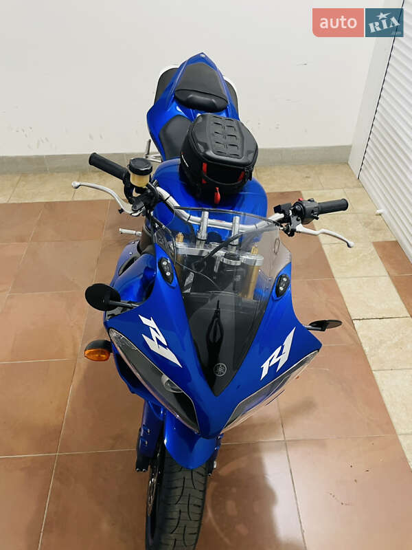 Спортбайк Yamaha YZF R1 2008 в Киеве