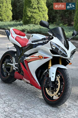 Спортбайк Yamaha YZF R1 2008 в Каменском