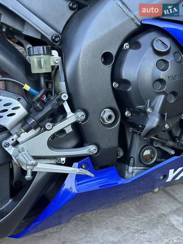 Спортбайк Yamaha YZF R1 2004 в Каневе
