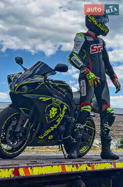 Спортбайк Yamaha YZF R1 2010 в Києві