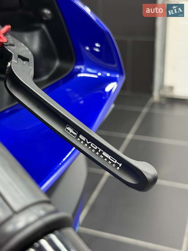 Спортбайк Yamaha YZF R1 2022 в Кропивницком