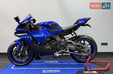 Спортбайк Yamaha YZF R1 2022 в 