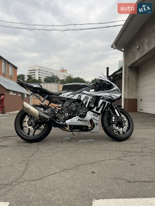 Спортбайк Yamaha YZF R1 2024 в Києві