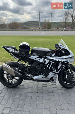 Спортбайк Yamaha YZF R1 2024 в Києві