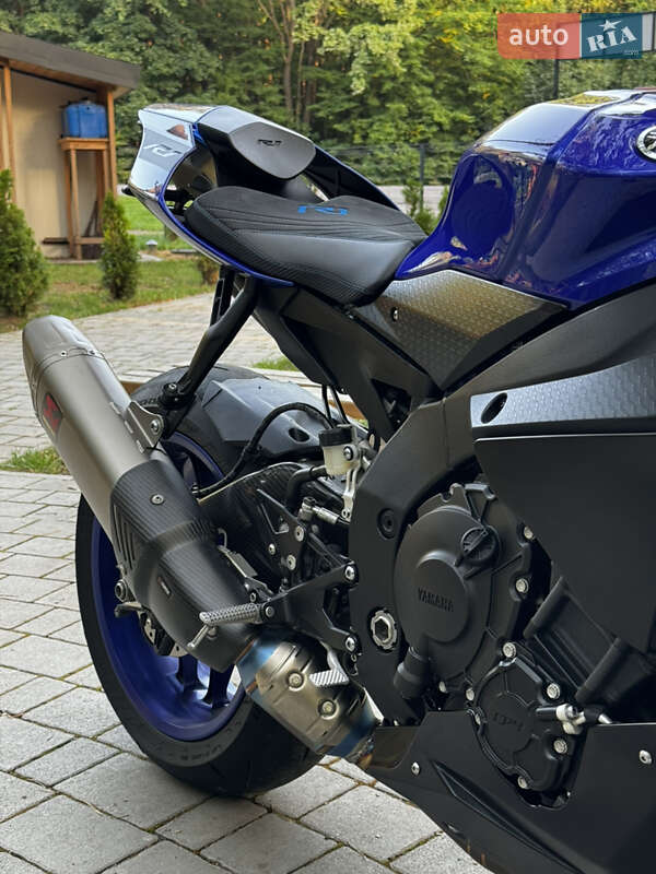 Спортбайк Yamaha YZF R1 2019 в Золочеві