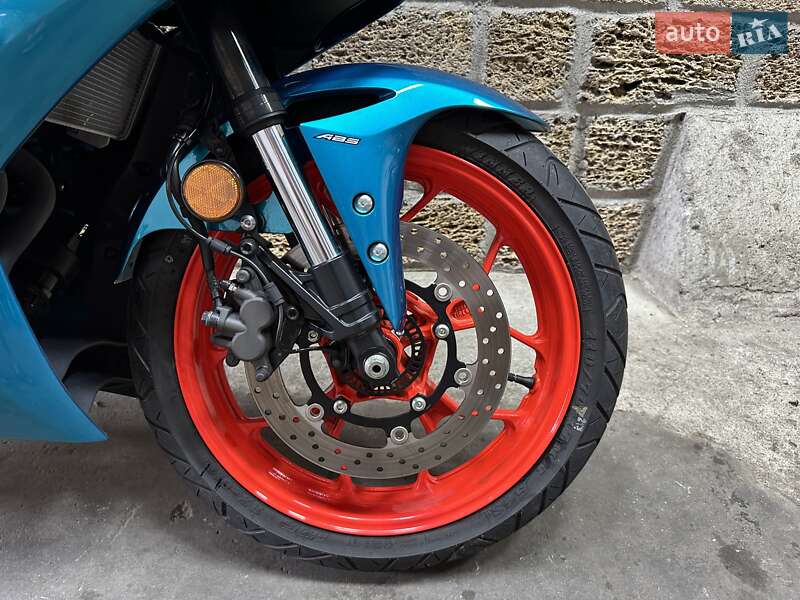 Спортбайк Yamaha YZF-R25 2021 в Одессе фото 12 Спортбайк Yamaha YZF-R25 2021 в Одессе