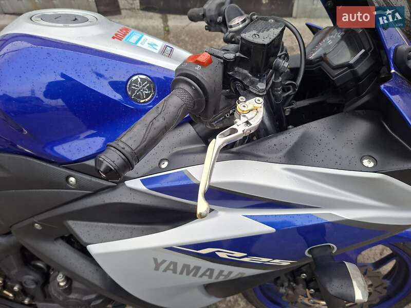Спортбайк Yamaha YZF-R25 2015 в Дніпрі