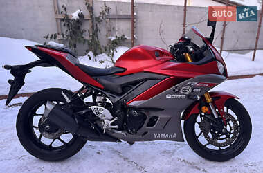 Мотоцикл Без обтікачів (Naked bike) Yamaha YZF-R25 2019 в Сновську