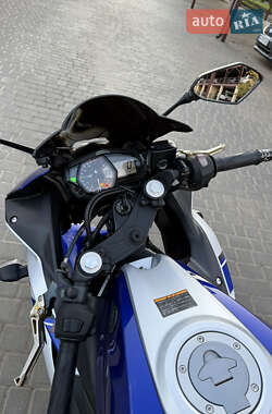 Спортбайк Yamaha YZF-R3 2016 в  фото 9 Спортбайк Yamaha YZF-R3 2016 в