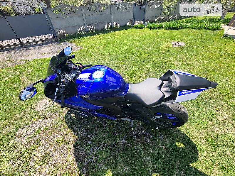 Спортбайк Yamaha YZF R6 2020 в Киеве
