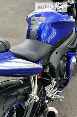 Спортбайк Yamaha YZF R6 2005 в 