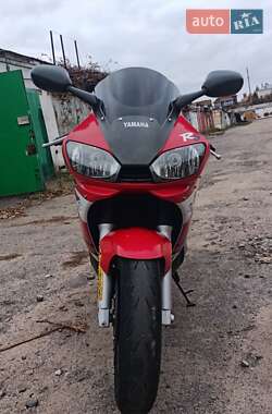 Спортбайк Yamaha YZF R6 2001 в Миколаєві