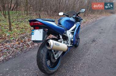 Спортбайк Yamaha YZF R6 2000 в 