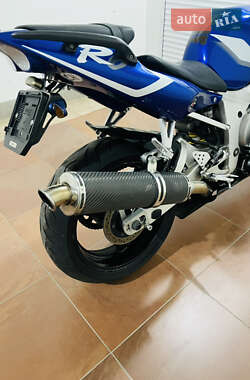 Спортбайк Yamaha YZF R6 2001 в 