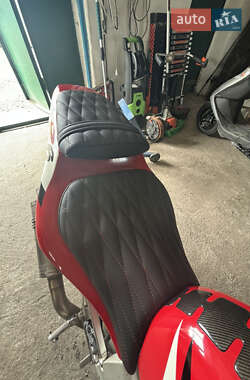 Спортбайк Yamaha YZF R6 2002 в 