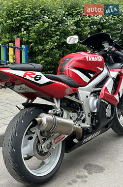 Спортбайк Yamaha YZF R6 2002 в Фастове