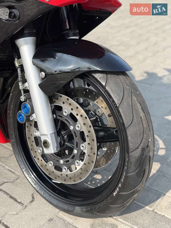 Спортбайк Yamaha YZF R6 2001 в Рівному