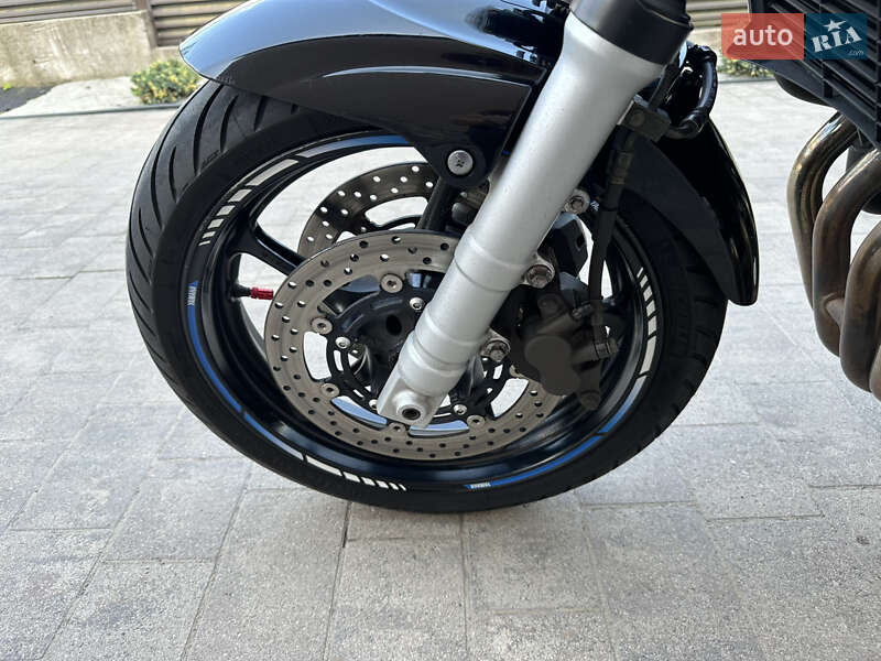 Мотоцикл Классик Yamaha YZF R6 2004 в Мостиске