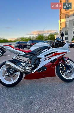 Спортбайк Yamaha YZF R6 2007 в 