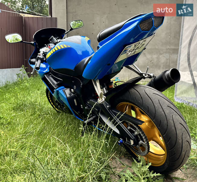 Спортбайк Yamaha YZF R6 2004 в Дніпрі