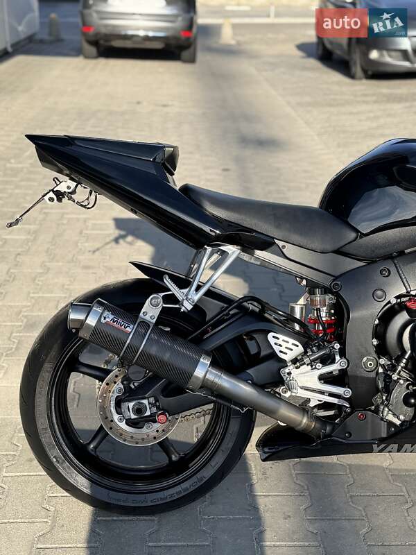 Спортбайк Yamaha YZF R6 2005 в Ровно